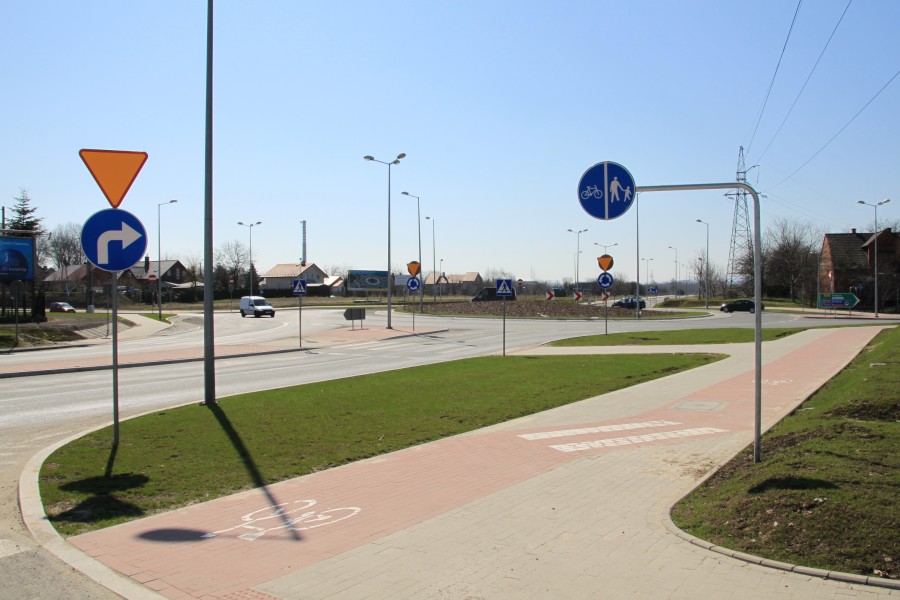 budowa strefy aktywnosci gospodarczej wraz z przebudowa dw 973 w tarnowie etap i pbi energopol sp. z o.o.